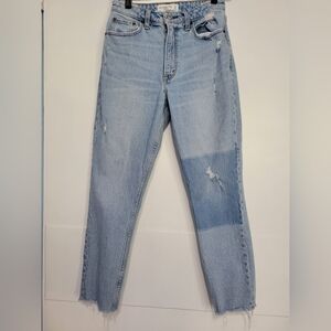 Abercrombie and Fitch The Mom High-rise Curve Love 25